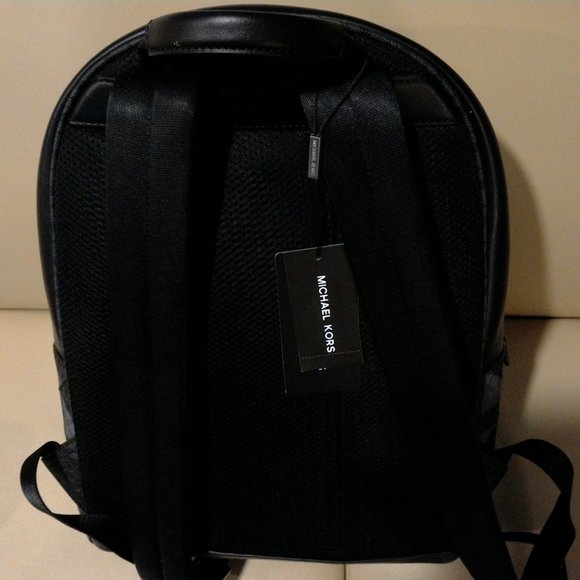 Michael kors authentic net Men backpack with mk monogram limited edition bag - Picture 3 of 6